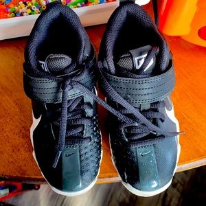 Nike Kids' Force Trout 7 Keystone Baseball Cleats